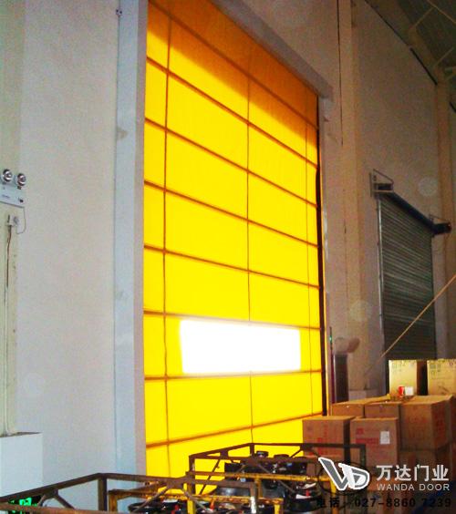 番禺工厂堆积门